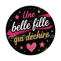 une belle fille qui déchire