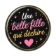 Cabochon Résine - une belle fille qui déchire