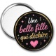 Miroir de poche - une belle fille qui déchire