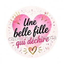 une belle fille qui déchire