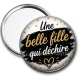 Miroir de poche - une belle fille qui déchire