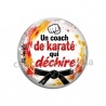 un coach de karaté qui déchire