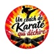 un coach de karaté qui déchire