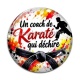 Cabochon Verre - un coach de karaté qui déchire