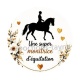 une super monitrice d'équitation