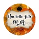 une belle fille en or