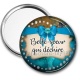 Miroir de poche - belle soeur qui déchire