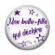 Cabochon Résine - une belle fille qui déchire