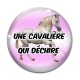 Cabochon Verre - une cavalière qui déchire