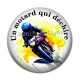 Cabochon Résine - un motard qui déchire