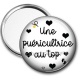 Miroir de poche - une puéricultrice au top