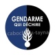 gendarme qui déchire