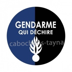 gendarme qui déchire