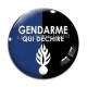 Cabochon Verre - gendarme qui déchire