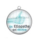 Pendentif Cabochon Argent - une étiopathe qui déchire