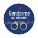 gendarme qui déchire