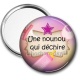 Miroir de poche - une nounou qui déchire