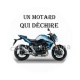 un motard qui déchire