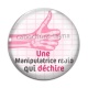Cabochon Verre - une manipulatrice radio qui déchire