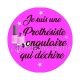 he suis une prothésiste ongulaire qui déchire