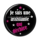 Cabochon Résine - une assistante qui déchire