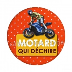 motard qui déchire