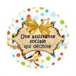 Une assistante sociale qui déchire