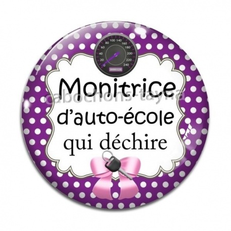 Cabochon Verre -  monitrice d'auto école qui déchire