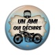 Cabochon Résine - un ami qui déchire