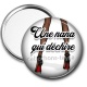 Miroir de poche - une nana qui déchire
