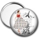 Miroir de poche - femme de paris