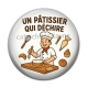 Cabochon Résine - un pâtissier qui déchire