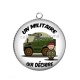 Pendentif Cabochon Argent - un militaire qui déchire
