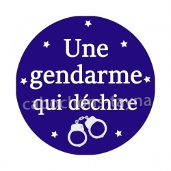 une gendarme qui déchire