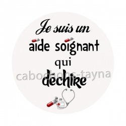 je suis un aide soignante qui déchire
