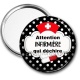Miroir de poche - attention infirmière qui déchire