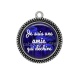 Pendentif Cabochon Argent - je suis une amie qui déchire