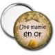 Miroir de poche - une mamie en or