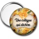 Miroir de poche - une collègue qui déchire