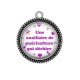 Pendentif Cabochon Argent - une auxiliaire de puériculture qui déchire