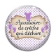 Cabochon Verre - auxiliaire de crèche qui déchire