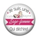 Cabochon Résine - sage femme qui déchire
