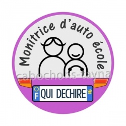 monitrice d'auto école qui déchire