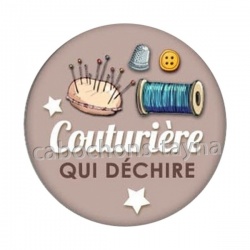 couturière qui déchire