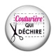 Cabochon Résine - couturière qui déchire