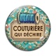 Cabochon Verre - couturière qui déchire