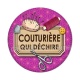 couturière qui déchire