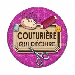 couturière qui déchire