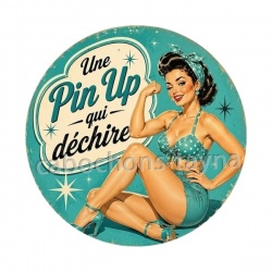 une pin up qui déchire