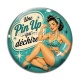 Cabochon Verre - une pin up qui déchire
